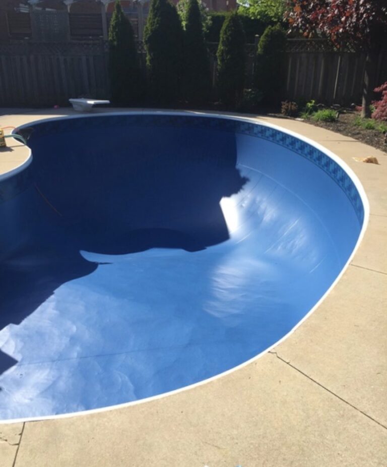 new pool liner in swimming pool